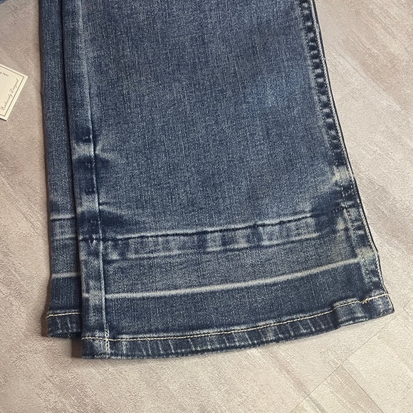 Judy Blue- Classic Blue Denim -mid rise- Boot cut jeans- size 15 - Picture 6 of 8